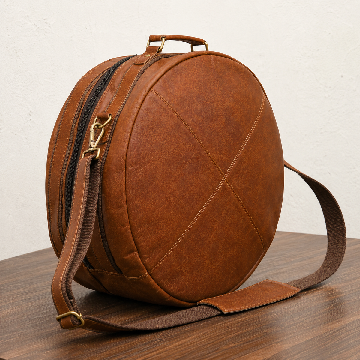 Frounder Jiha leather snare drum bag with brass hardware