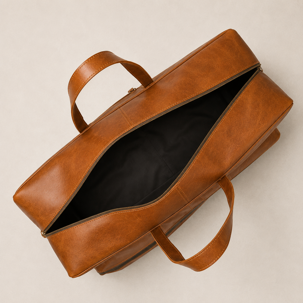 Frounder Henry tennis duffle seen from above with the main zip open, showing the lined interior